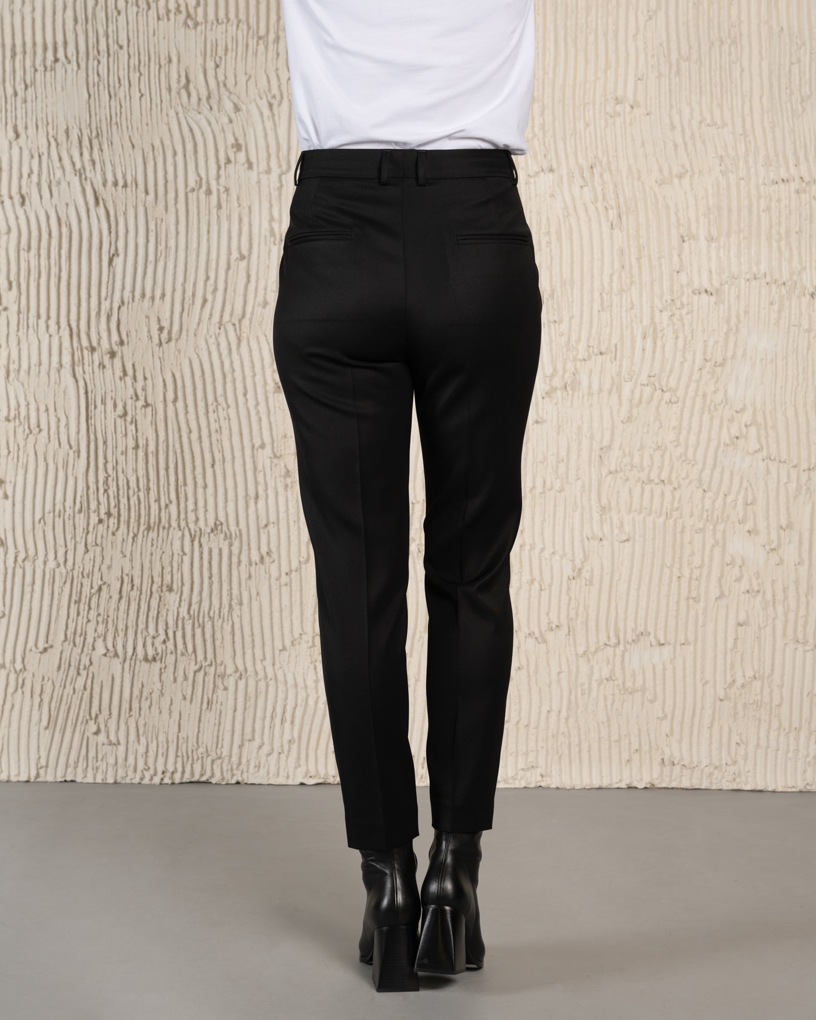 Tapered Trousers – Unsalted Amsterdam